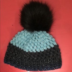 Toddler pom Pom beanie
